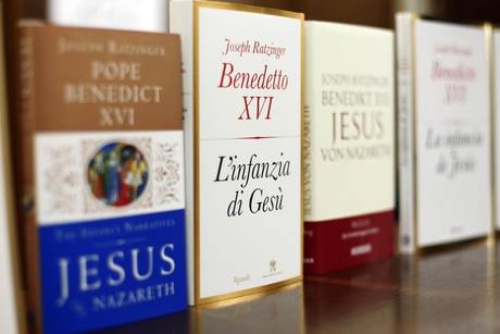 PAPA: LIBRO; IN ANTEPRIMA CAPITOLO SU FAMIGLIA CRISTIANA