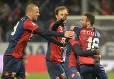 Genoa e Samp volano