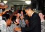 In questa immagine Barack Obama a Camp Victory, Iraq