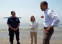 Obama su una spiaggia della Louisiana