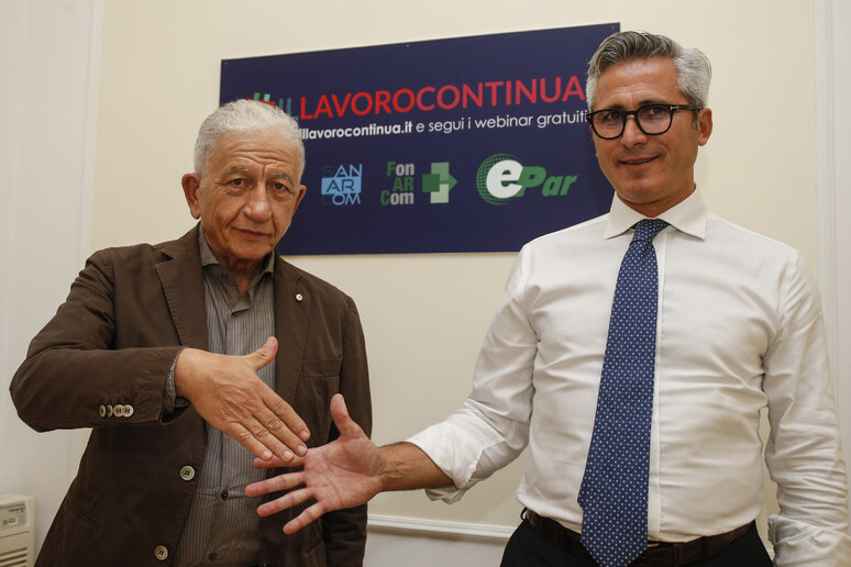 - RIPRODUZIONE RISERVATA