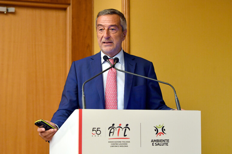 - RIPRODUZIONE RISERVATA