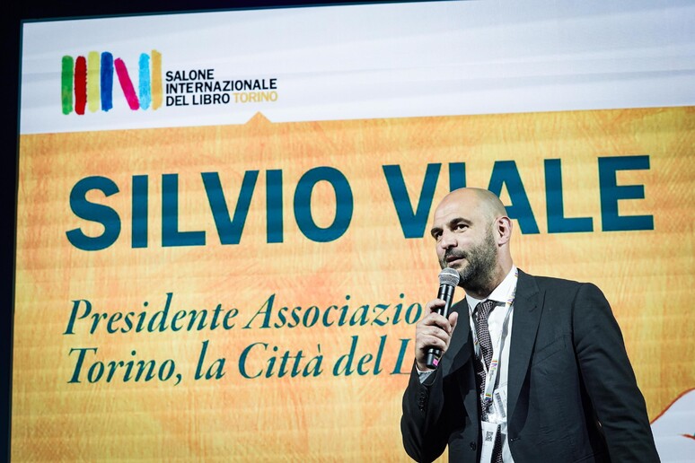 - RIPRODUZIONE RISERVATA