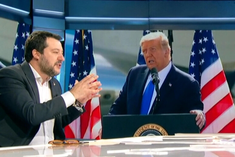 Matteo Salvini durante il suo intervento al programma tv  'In mezz 'ora ' (foto di archivio) - RIPRODUZIONE RISERVATA