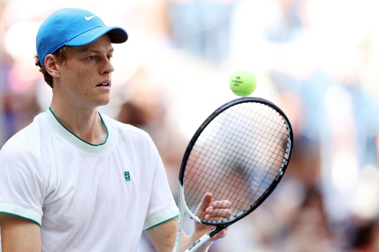 Us Open: applausi e autografi, sorrisi Sinner a New York © ANSA/Getty Images via AFP