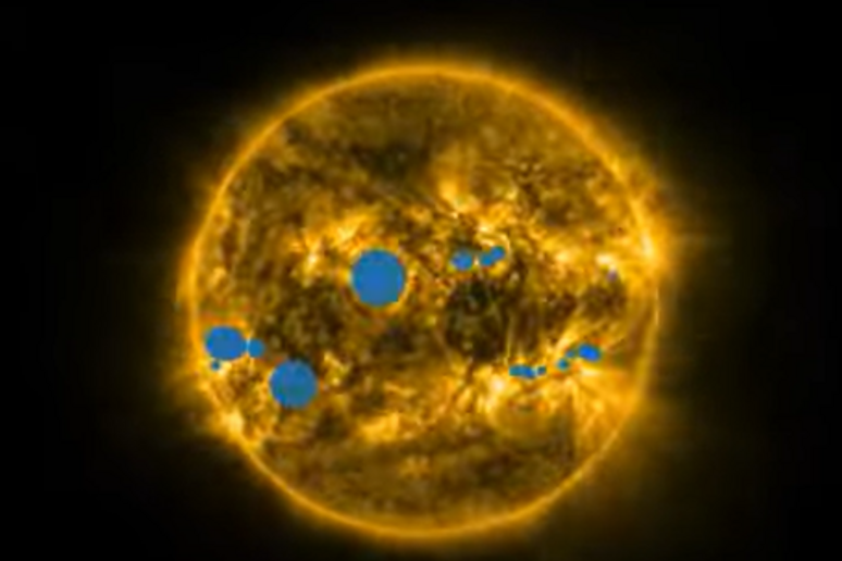 Tre anni di brillamenti solari trasformati in un video musicale (fonte: ESA &amp; NASA/Solar Orbiter/EUI &amp; STIX, Klaus Nielsen (DTU Space/Maple Pools)) - RIPRODUZIONE RISERVATA