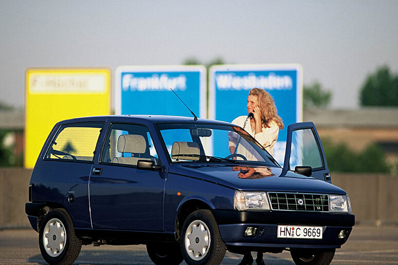 L 'Autobianchi Y10 festeggia 40 anni - RIPRODUZIONE RISERVATA