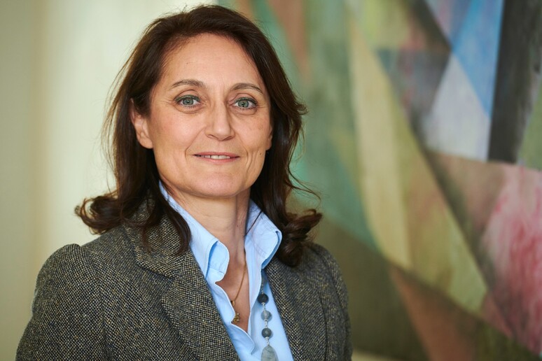 - RIPRODUZIONE RISERVATA