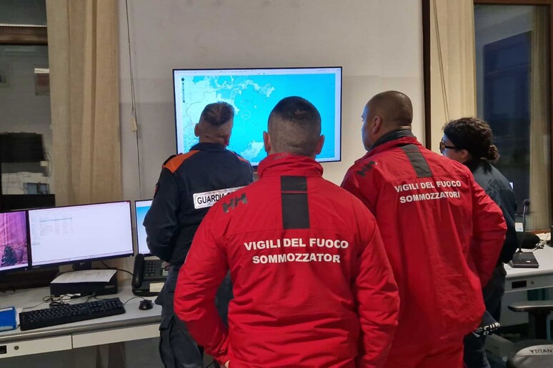 - RIPRODUZIONE RISERVATA