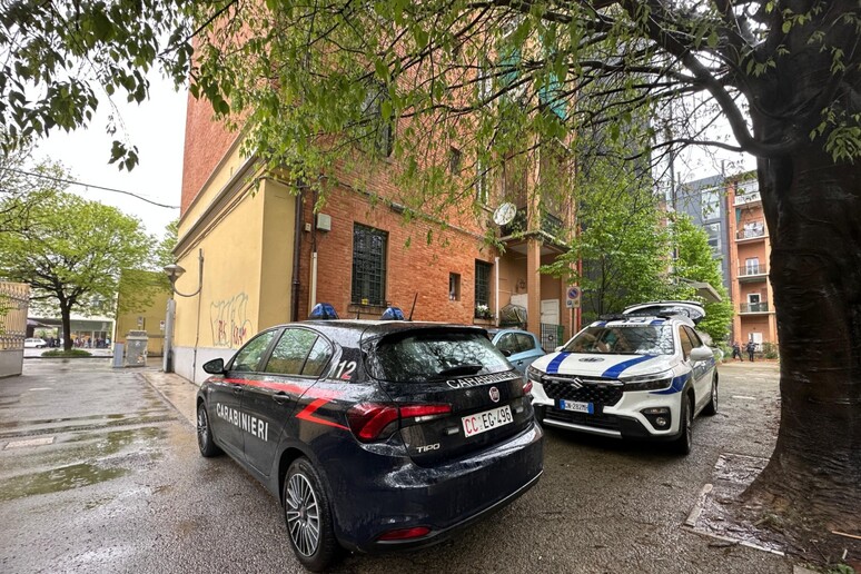 - RIPRODUZIONE RISERVATA