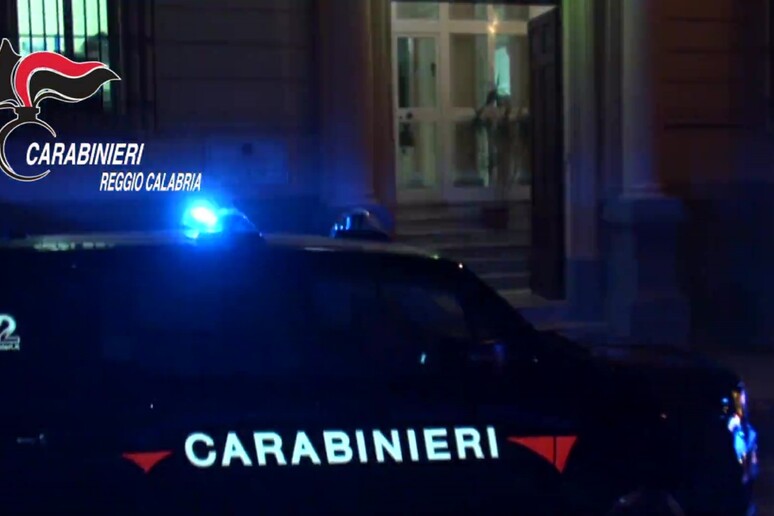 - RIPRODUZIONE RISERVATA