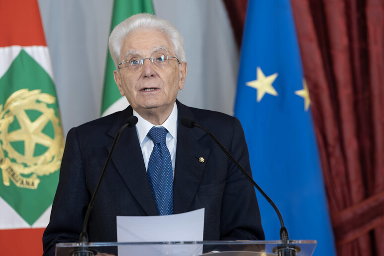 - RIPRODUZIONE RISERVATA