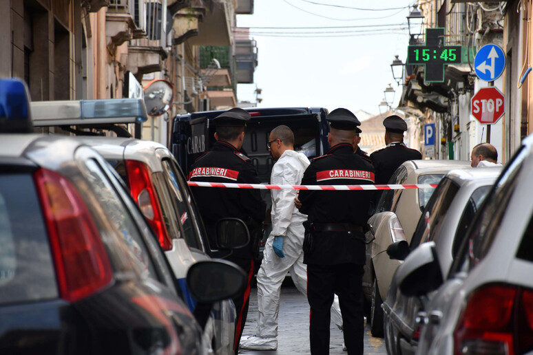 - RIPRODUZIONE RISERVATA