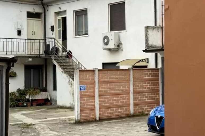 - RIPRODUZIONE RISERVATA