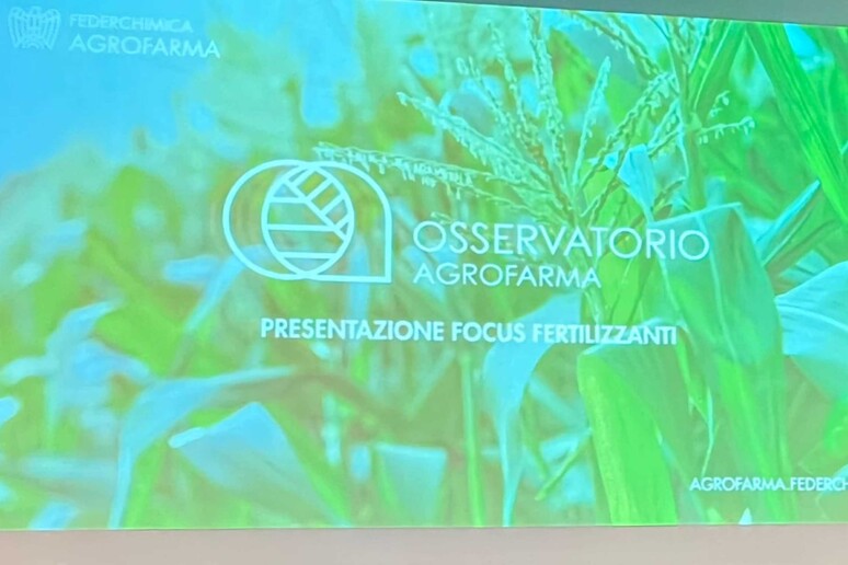 - RIPRODUZIONE RISERVATA