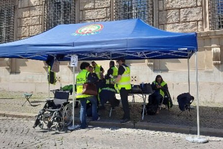 - RIPRODUZIONE RISERVATA