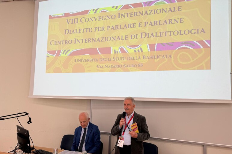 - RIPRODUZIONE RISERVATA